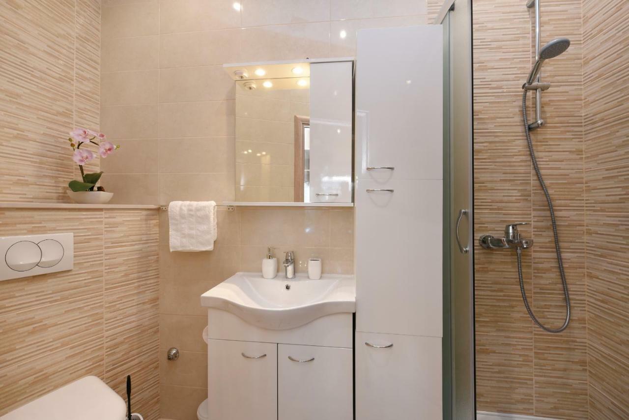 Apartment Katica Zadar Bagian luar foto